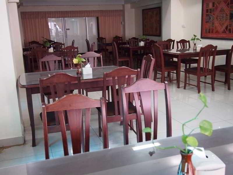 Monaa's Place Hotel
